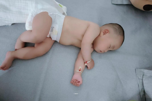 张家口三个月宝宝身高体重